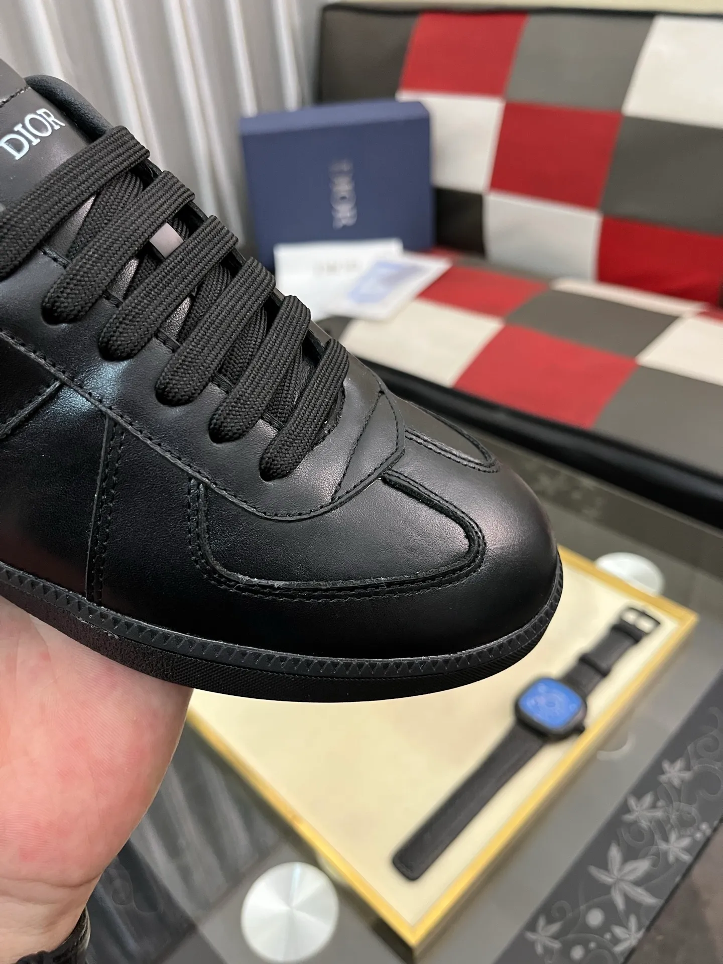 Men's shoes 💰400⌚️⌚️[Dior] Dior's new casual men's shoes are launched in Hong Kong counters. Official website 1:1 production. Original Italian materials. Designed by European and American masters. Perfect shape to create counter quality. Solid color rubber wear-resistant outsole and classic dazzling head! Super versatile and very comfortable. High-end without losing taste, fashionable and novel! ! Absolute focus! Code number: 38-444️⃣Colors available